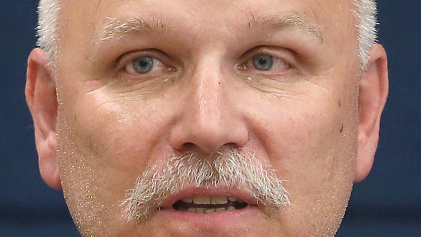 Steller's Friday Notebook: Tucson chief gets political in tweets
